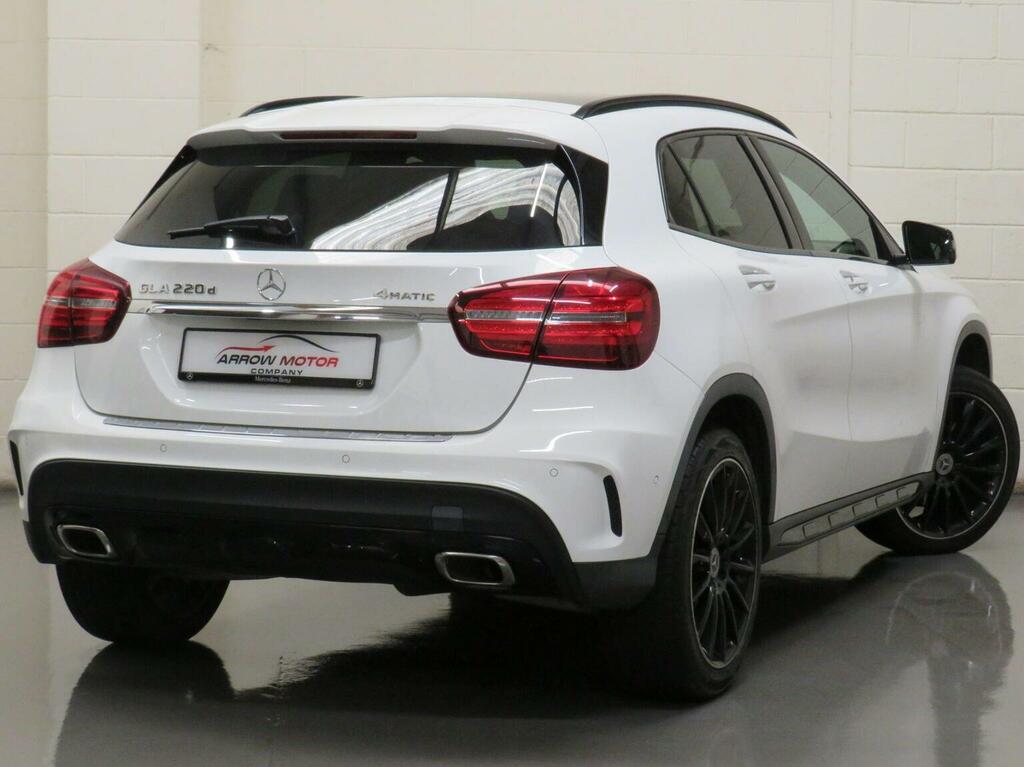 Mercedes-Benz GLA Class Suv 2.1 Gla220d Amg Line Premium Plus 7G-dct 4Ma MC18RUT White #3