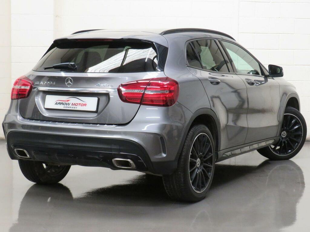 Mercedes-Benz GLA Class Suv 2.1 Gla220d Amg Line Premium 7G-dct 4Matic E NV17MXL Grey #3