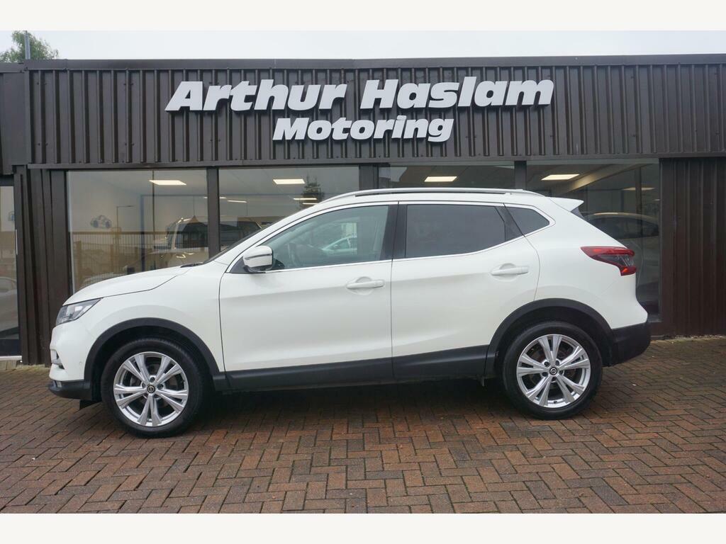 Nissan Qashqai 1.5 Dci N-connecta Euro 6 S S BL68BXF White #2