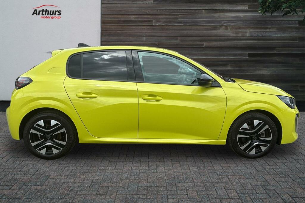 Peugeot 208 Puretech Allure Ss BA24YCF Yellow #2