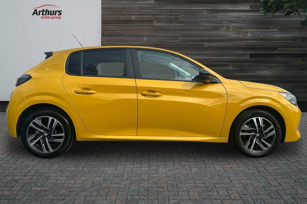 Peugeot 208 Puretech Active Premium Plus Ss BF73UNX Yellow #2