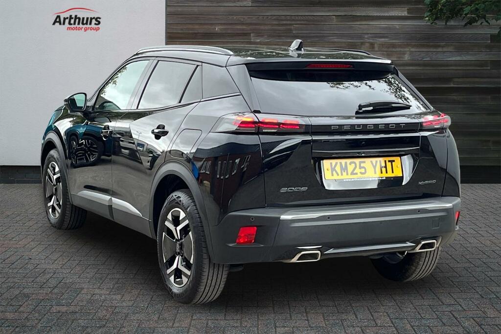 Peugeot 2008 Gt Black #5