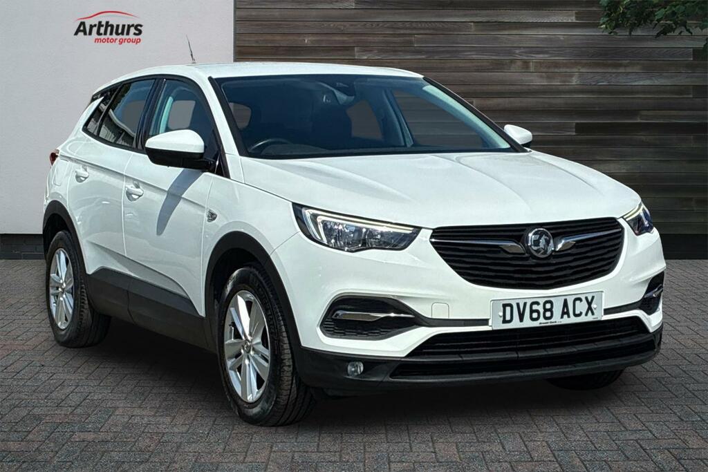 Vauxhall Grandland X Se Ss White