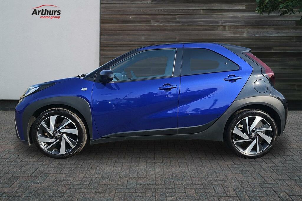 Toyota Aygo X Vvt-i Exclusive GY23UJP Blue #6