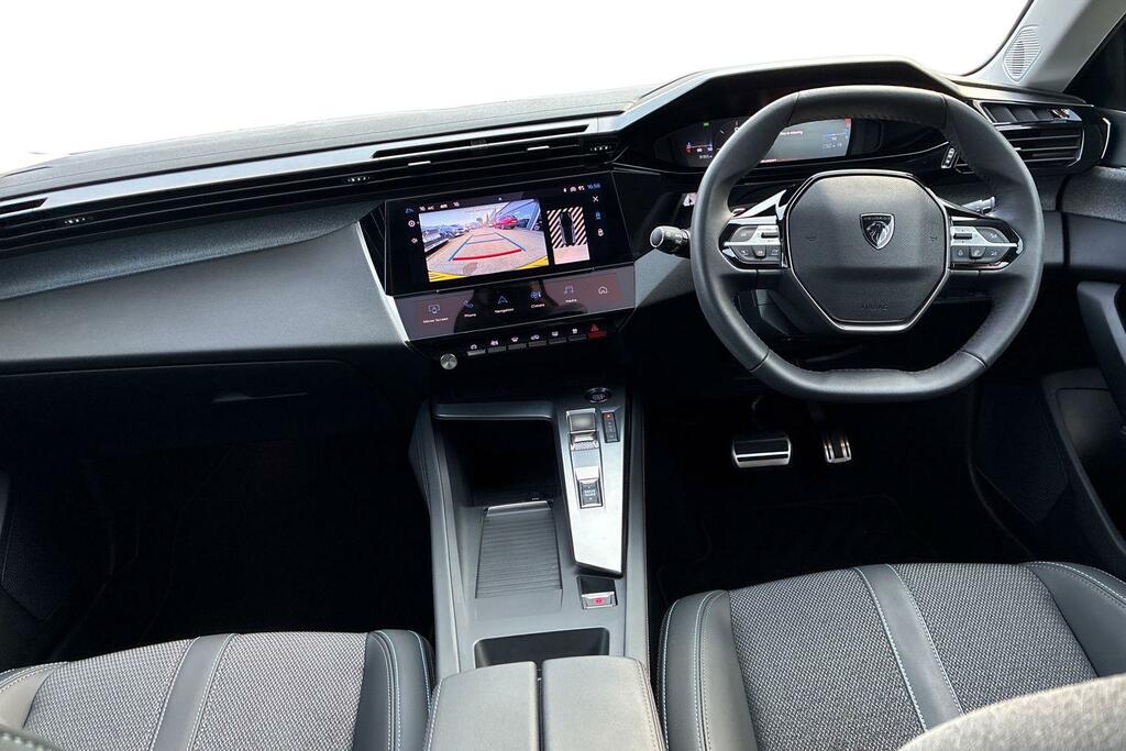 Peugeot 308 Hatchback Green #11