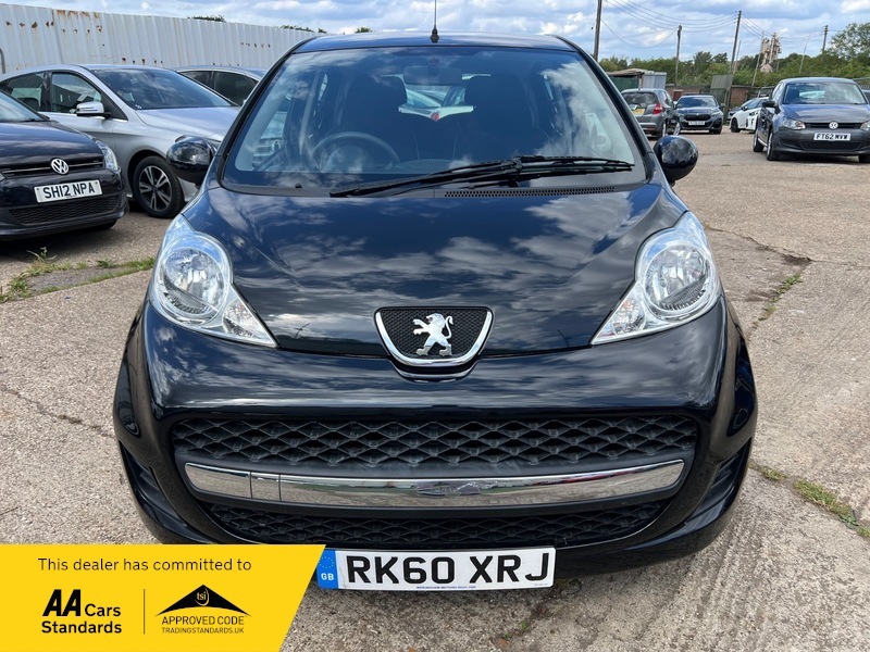 Peugeot 107 Urban Black #2