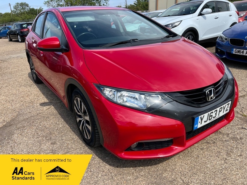 Honda Civic I-dtec Es-t Red
