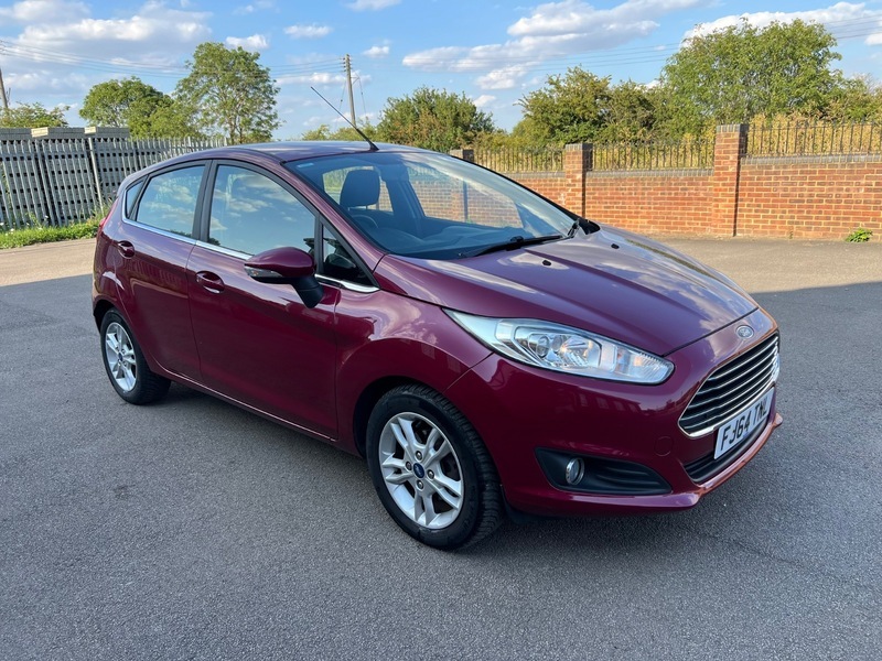 Ford Fiesta Zetec Red #5