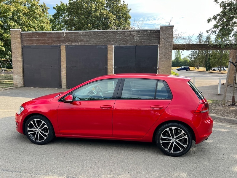Volkswagen Golf Match Tdi Bluemotion Technology KV64ZJN Red #4