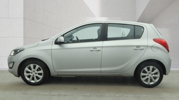 Hyundai I20 Active Silver #3