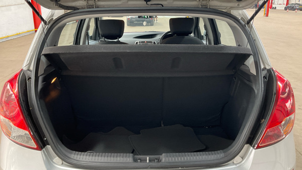 Hyundai I20 Active Silver #6
