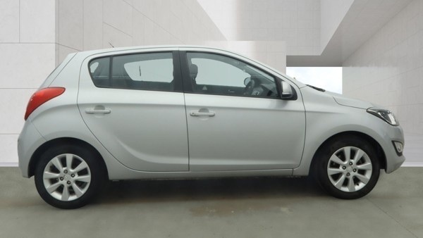 Hyundai I20 Active Silver #4