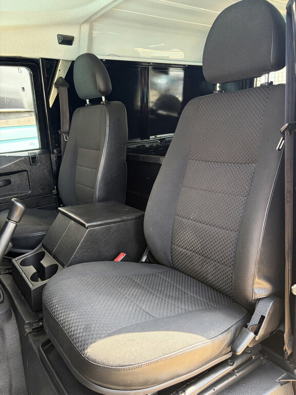 Land Rover Defender 90 2.2 Tdci Hard Top Suv 4Wd Swb Eu Black #6