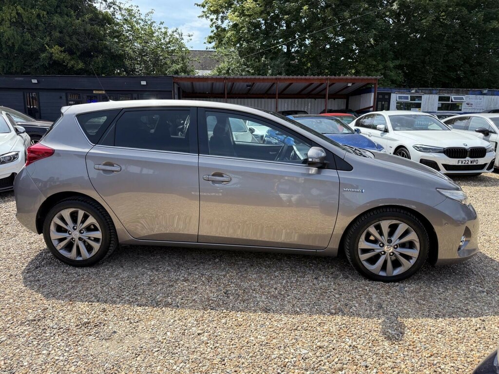 Toyota Auris Hybrid 1.8 Vvt-i Hsd Excel 5-Dr Silver #9