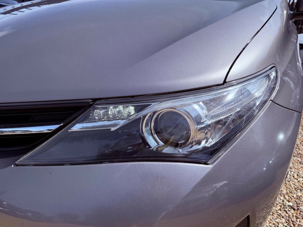 Toyota Auris Hybrid 1.8 Vvt-i Hsd Excel 5-Dr Silver #41