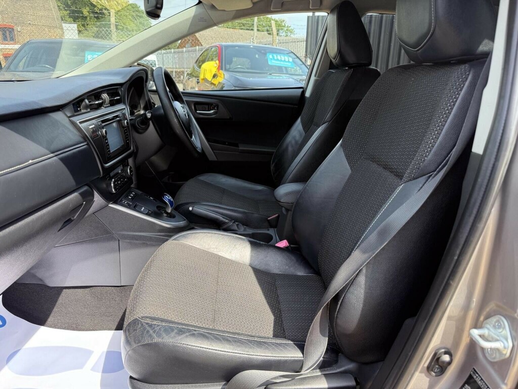 Toyota Auris Hybrid 1.8 Vvt-i Hsd Excel 5-Dr Silver #18