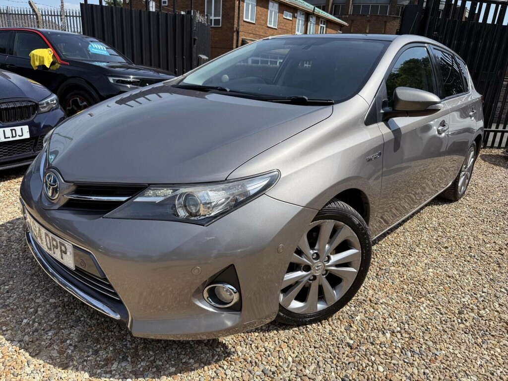 Toyota Auris Hatchback 1.8 Vvt-h Excel Cvt Euro 5 Ss 20 Brown #3