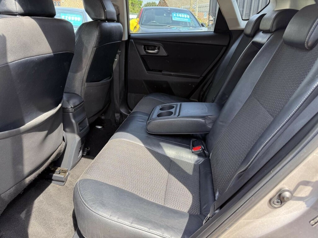 Toyota Auris Hybrid 1.8 Vvt-i Hsd Excel 5-Dr Silver #20
