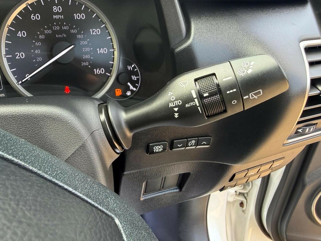 Lexus NX Luxury Silver #30