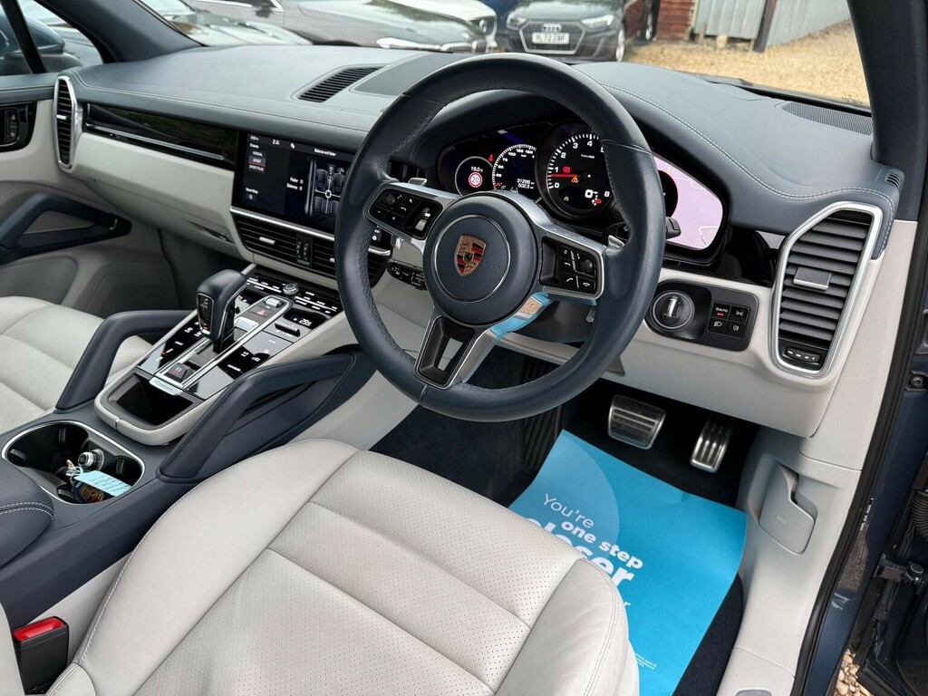 Porsche Cayenne Petrol #12