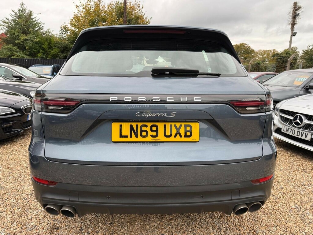 Porsche Cayenne Petrol #8
