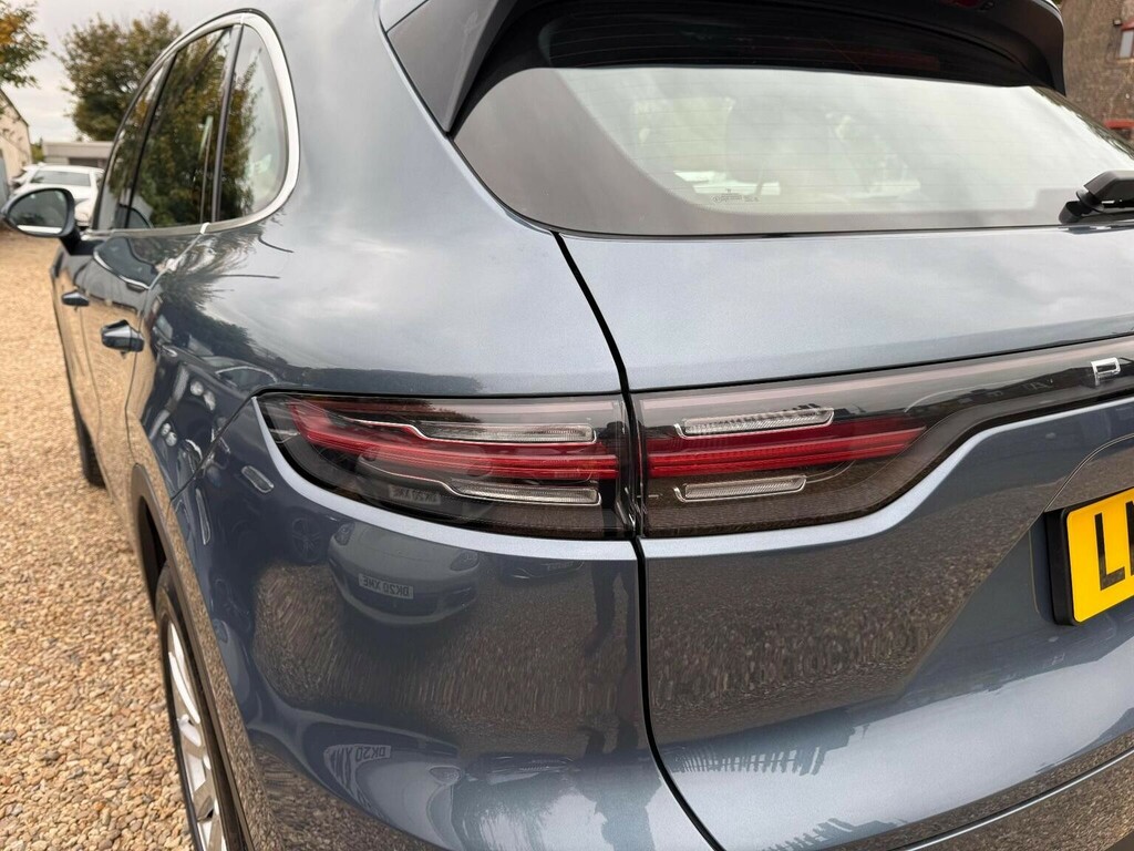 Porsche Cayenne Petrol #48