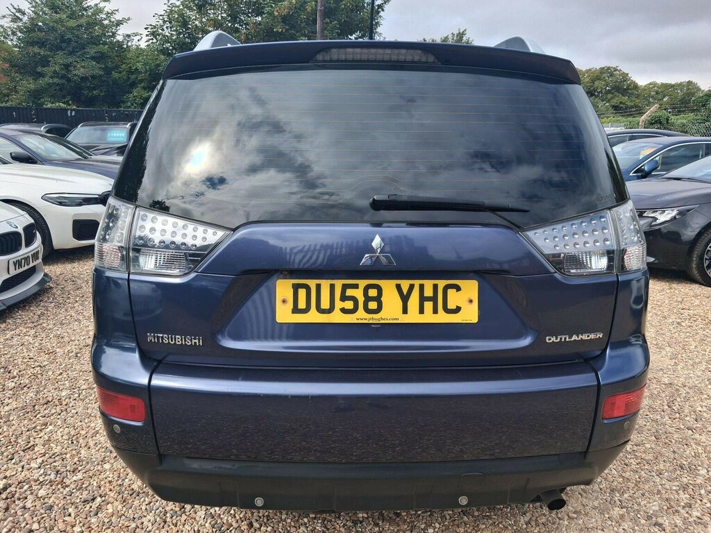 Mitsubishi Outlander 2.0 Intense Elegance H-line Di-d 139 Bhp Black #7