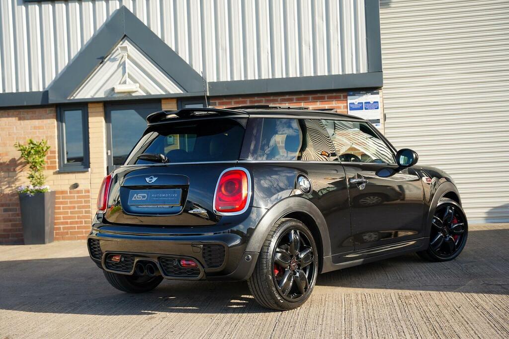 Mini Hatch Hatchback 2.0 John Cooper Works Euro 6 Ss BK65EKY Black
