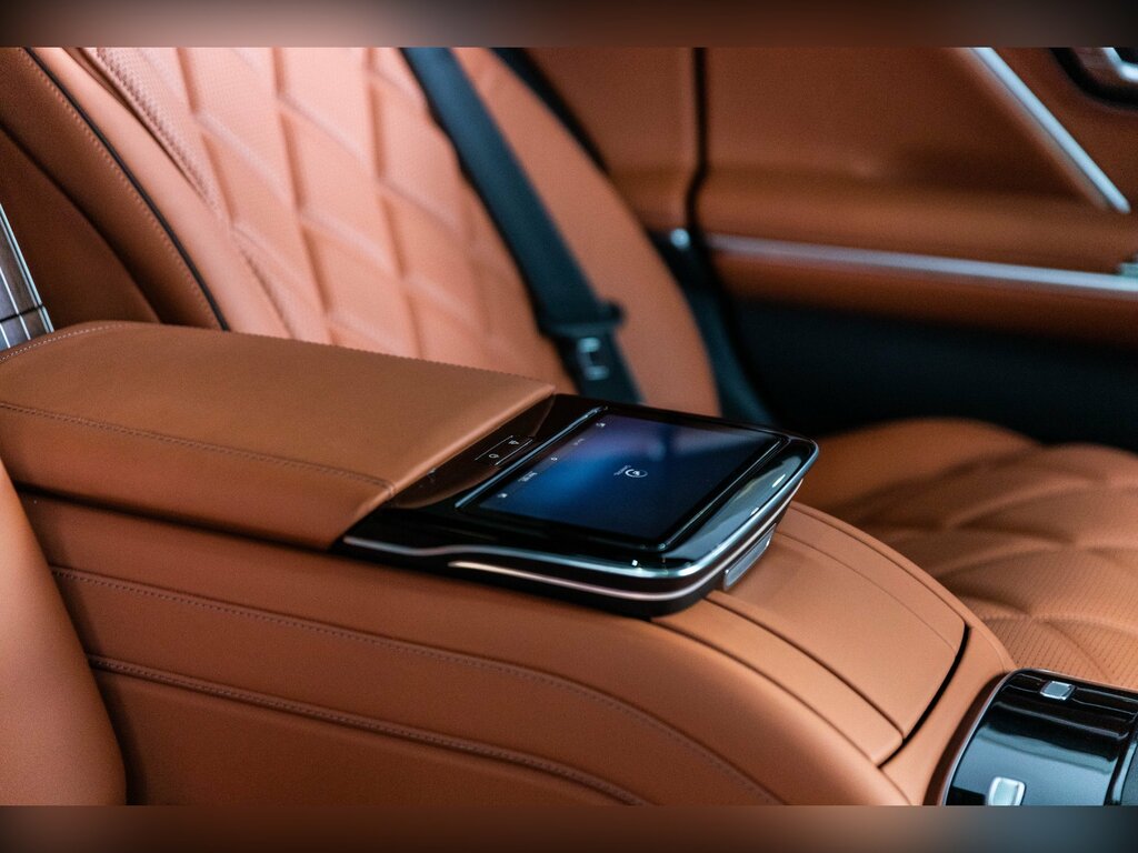 Mercedes-Benz Maybach S Class S 680 Maybach First Class 4M A Black #18