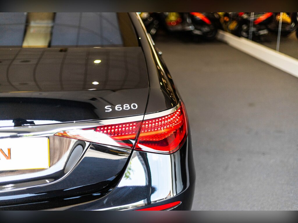 Mercedes-Benz Maybach S Class S 680 Maybach First Class 4M A Black #6