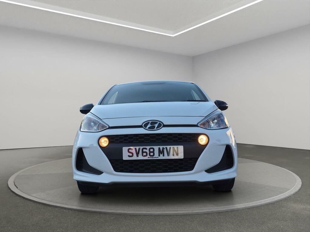 Hyundai I10 Go Se SV68MVN White #2