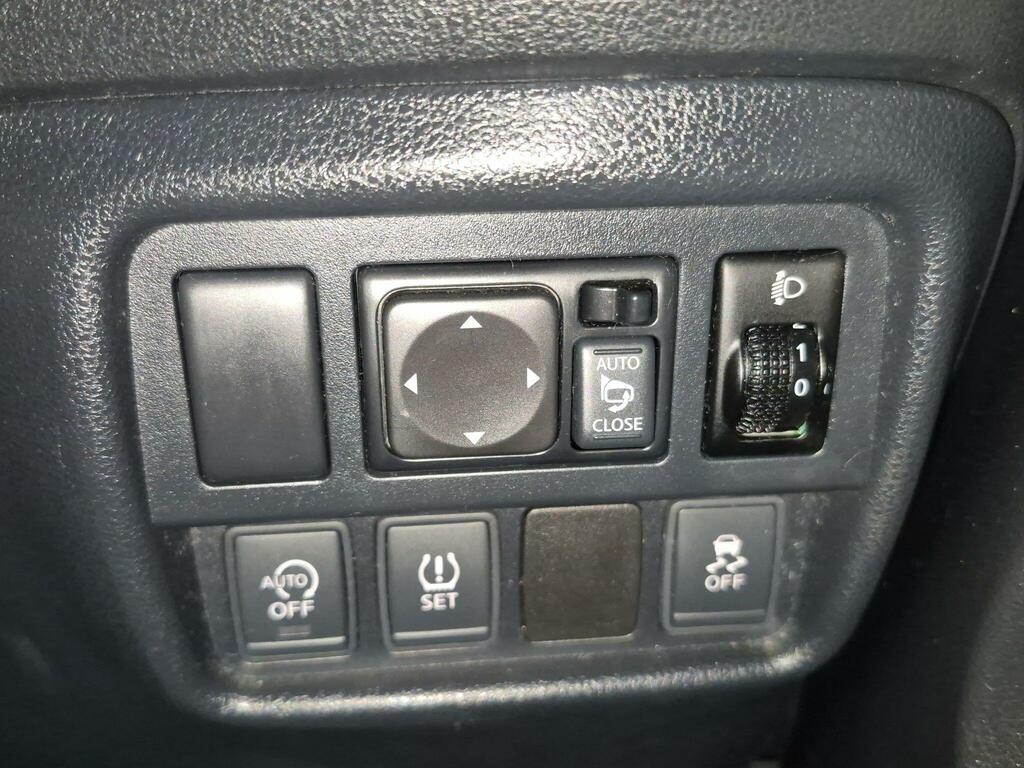 Nissan Juke Acenta Premium Silver #22
