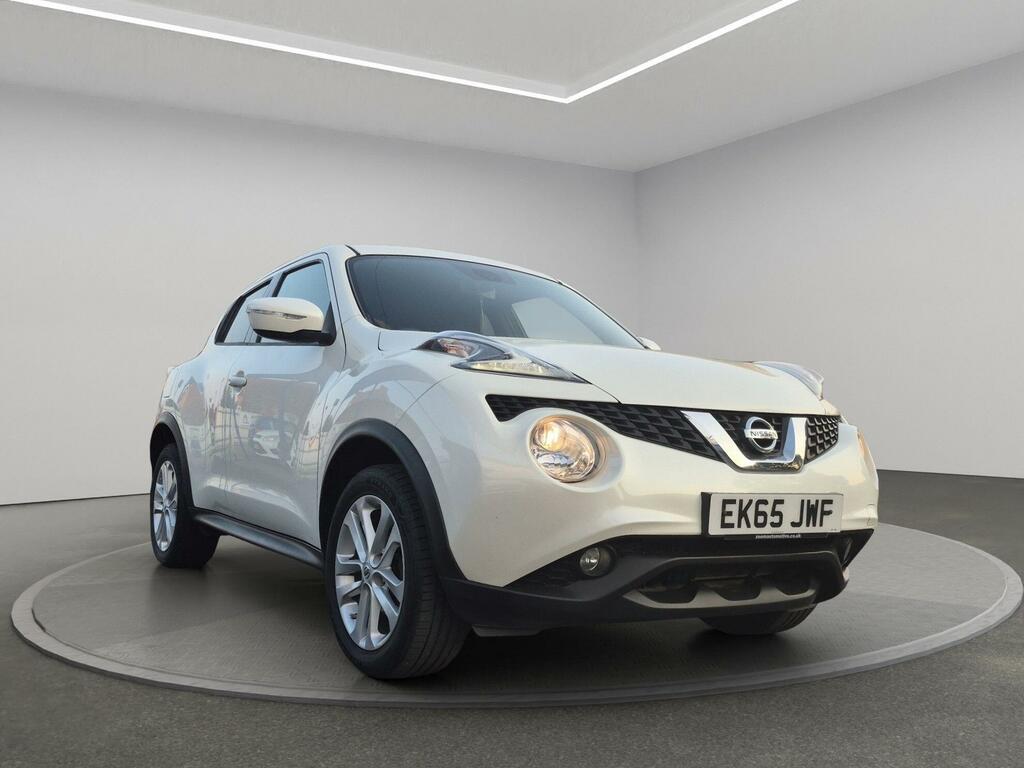 Nissan Juke Suv White