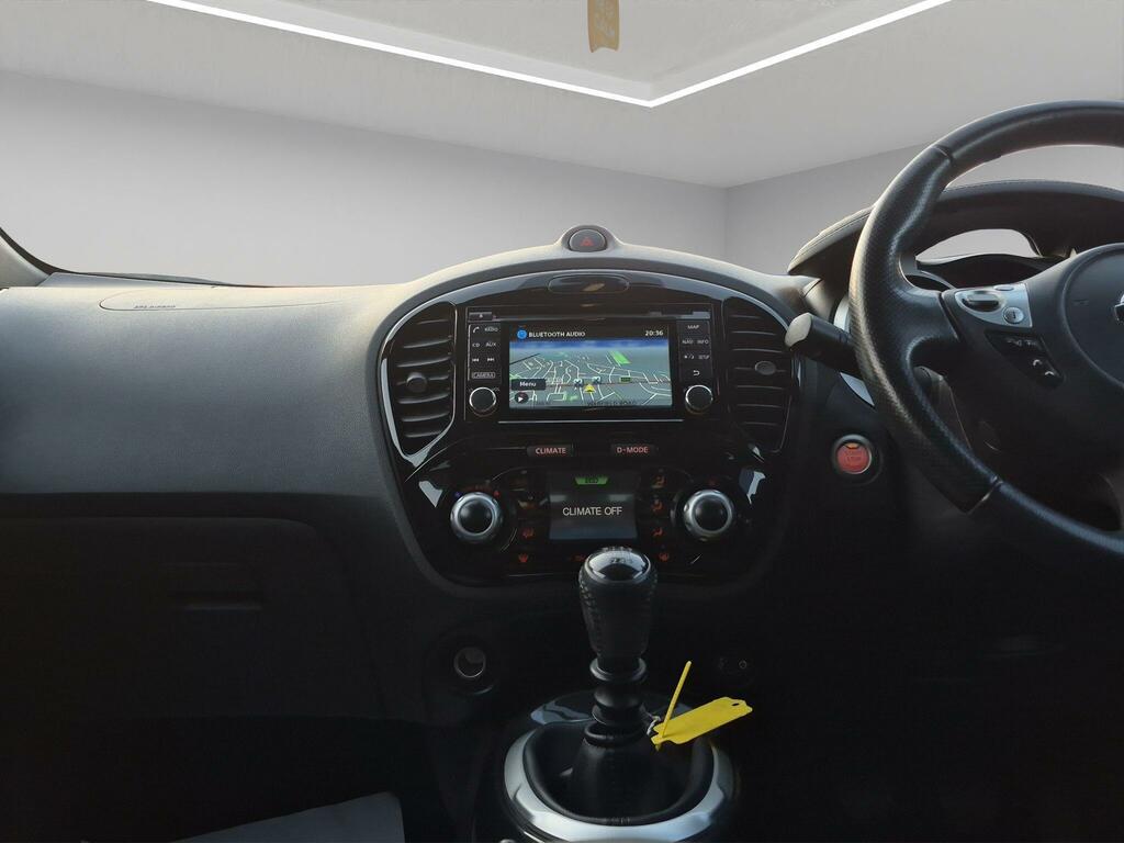 Nissan Juke Acenta Premium Silver #10