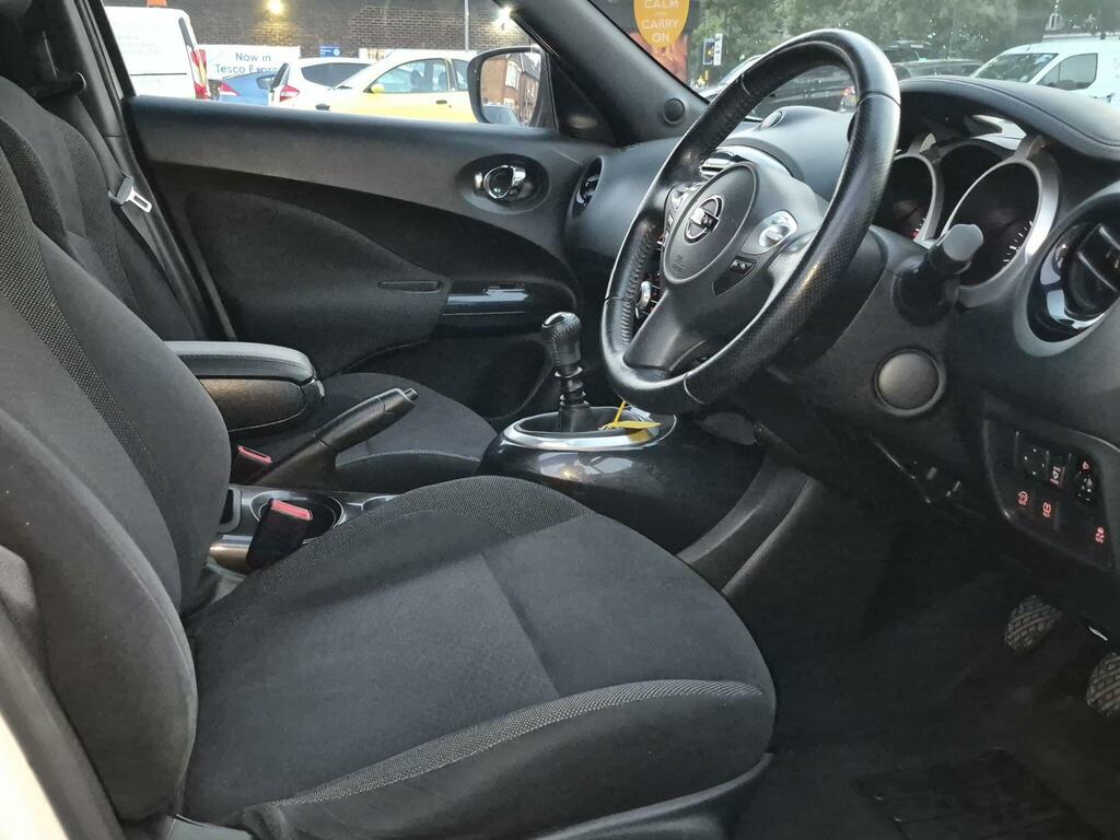 Nissan Juke Acenta Premium Silver #13