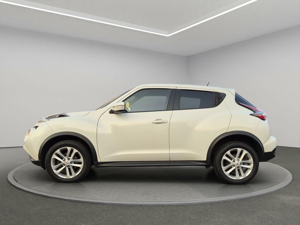 Nissan Juke Suv White #5