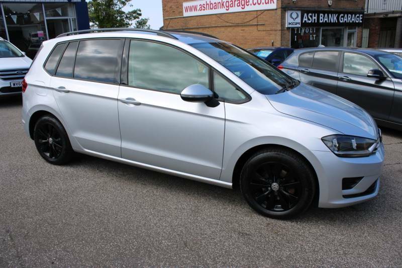 Volkswagen Golf SV 2.0 Tdi Bluemotion Tech Se Mpv E Silver #3