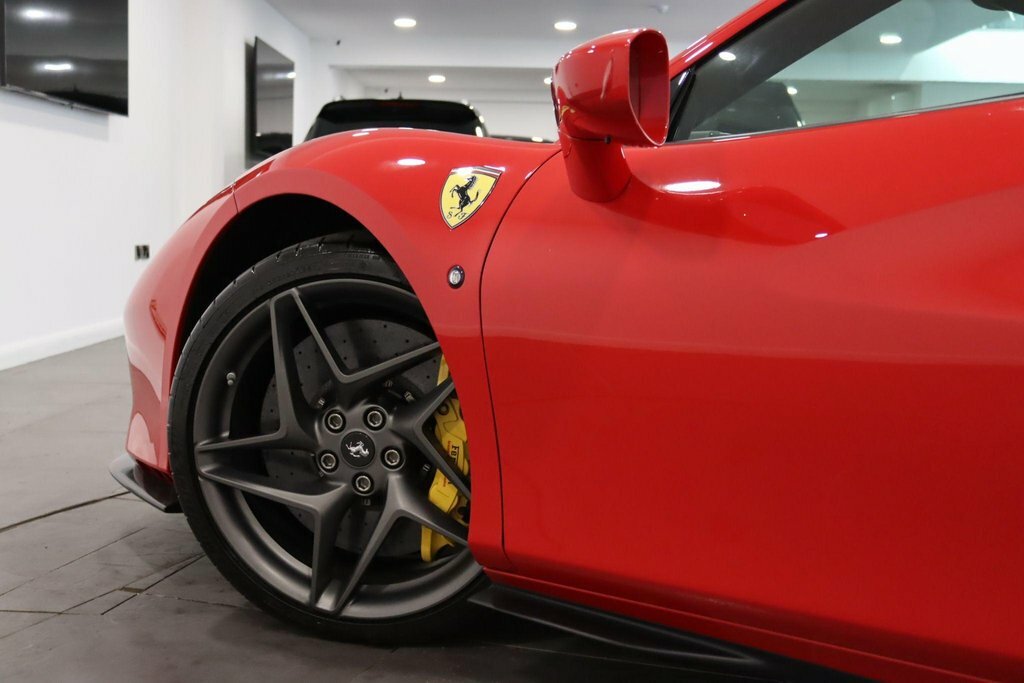 Ferrari F8 Tributo 3.9T V8 F1 Dct Euro 6 Ss Red #4