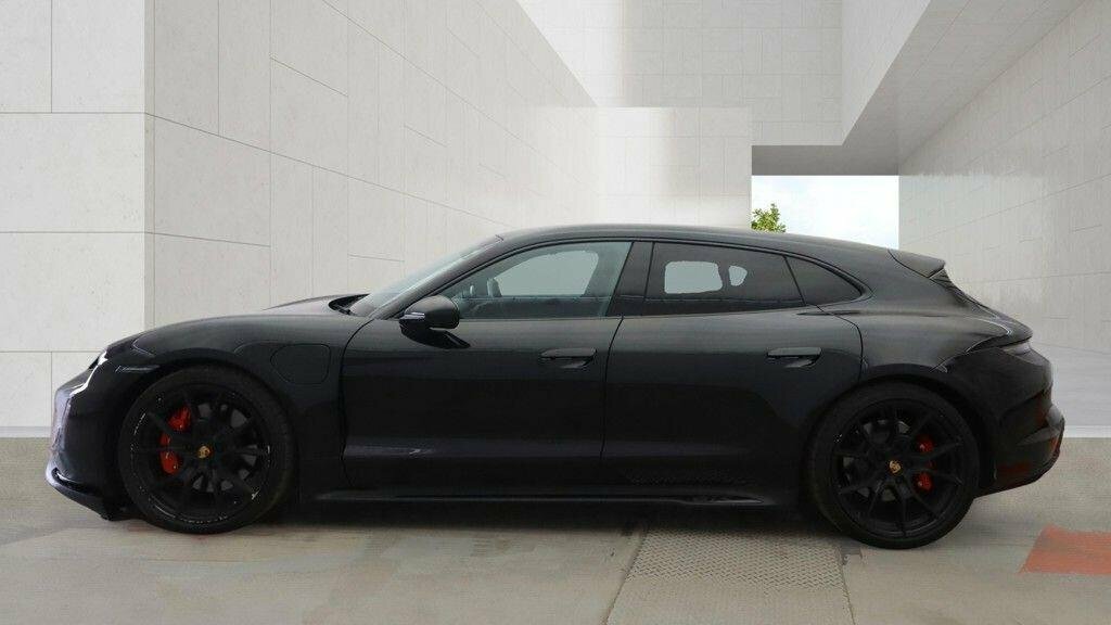 Porsche Taycan Performance Plus 93.4Kwh Gts Sport Turismo 4W Black #6