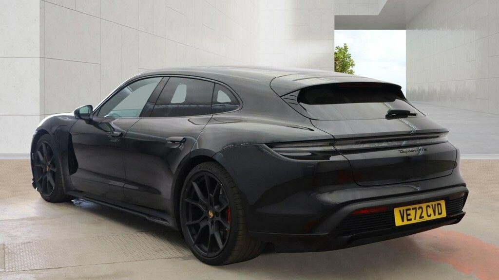 Porsche Taycan Performance Plus 93.4Kwh Gts Sport Turismo 4W Black #3