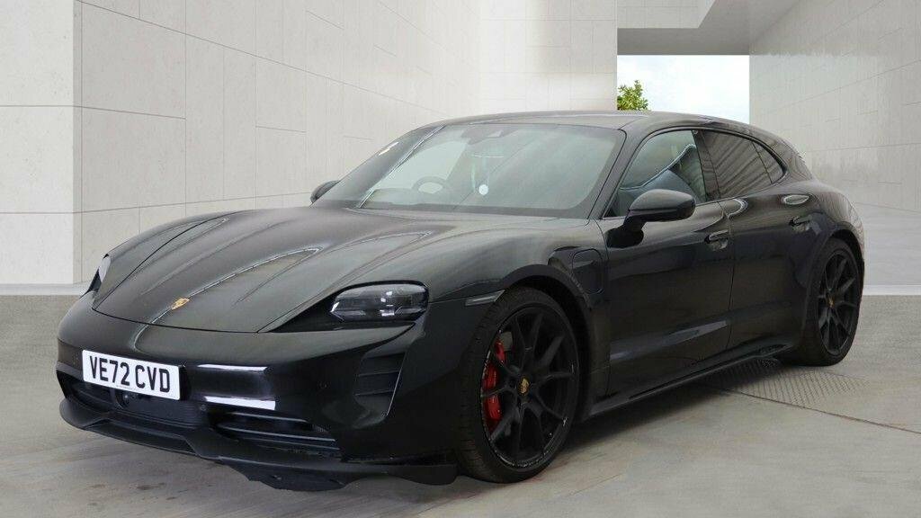 Porsche Taycan Performance Plus 93.4Kwh Gts Sport Turismo 4W Black #2