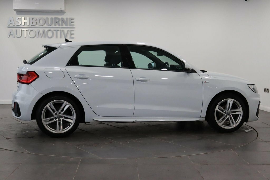 Audi A1 Sport 25 Tfsi 95 Ps 5-Speed White #14