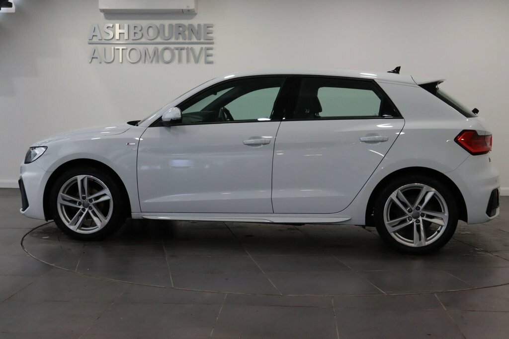 Audi A1 Sport 25 Tfsi 95 Ps 5-Speed White #41