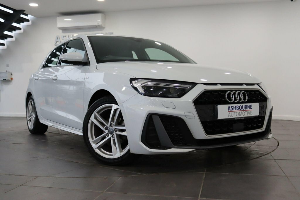 Audi A1 Sport 25 Tfsi 95 Ps 5-Speed White #3