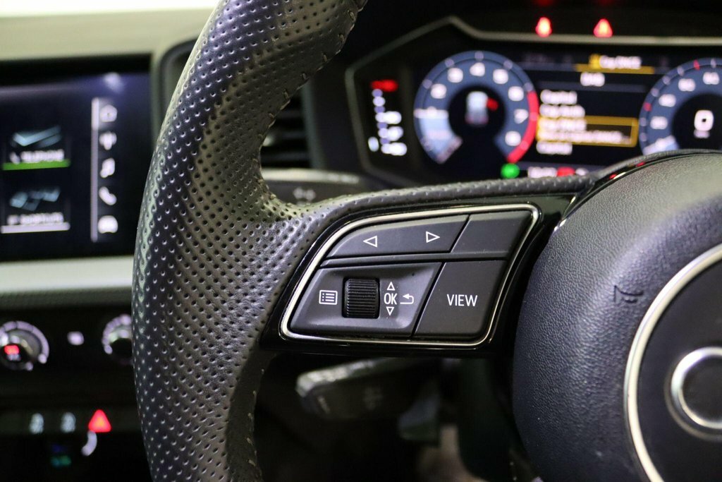 Audi A1 Sport 25 Tfsi 95 Ps 5-Speed White #85
