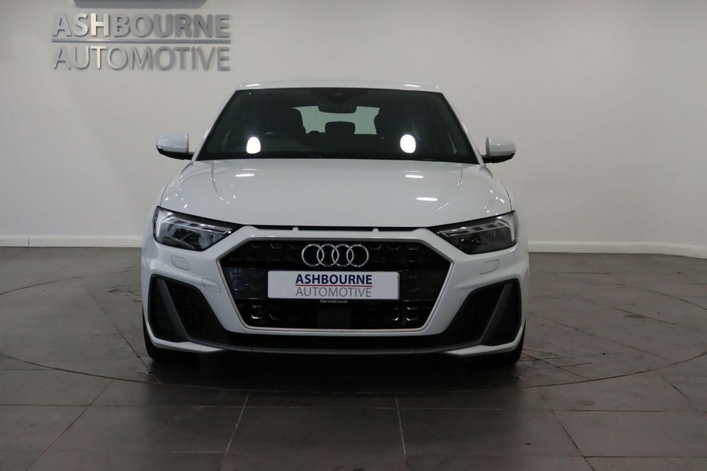 Audi A1 Sport 25 Tfsi 95 Ps 5-Speed White #60
