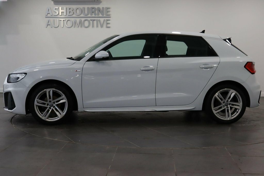 Audi A1 Sport 25 Tfsi 95 Ps 5-Speed White #44