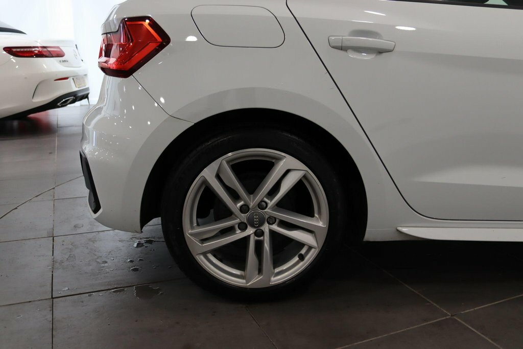 Audi A1 Sport 25 Tfsi 95 Ps 5-Speed White #69