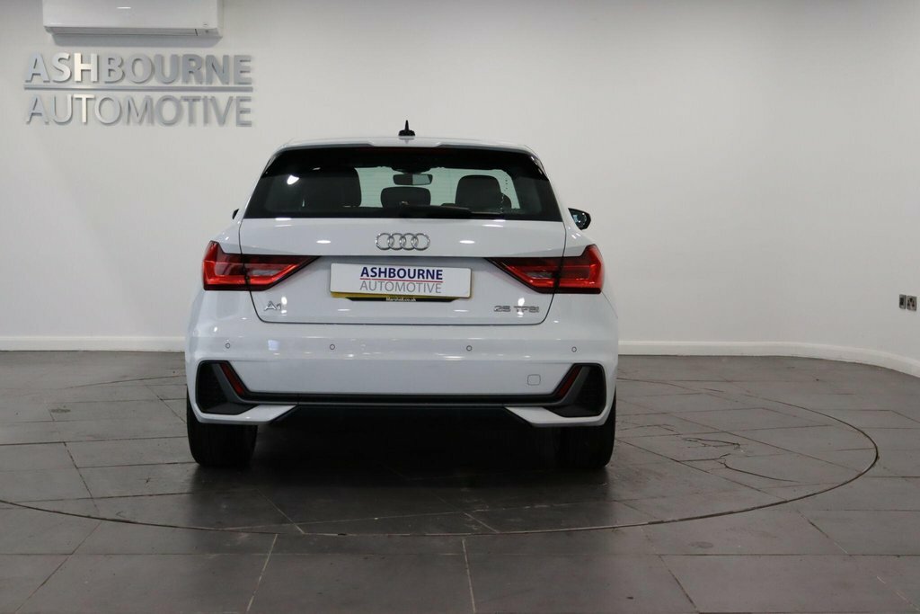 Audi A1 Sport 25 Tfsi 95 Ps 5-Speed White #29