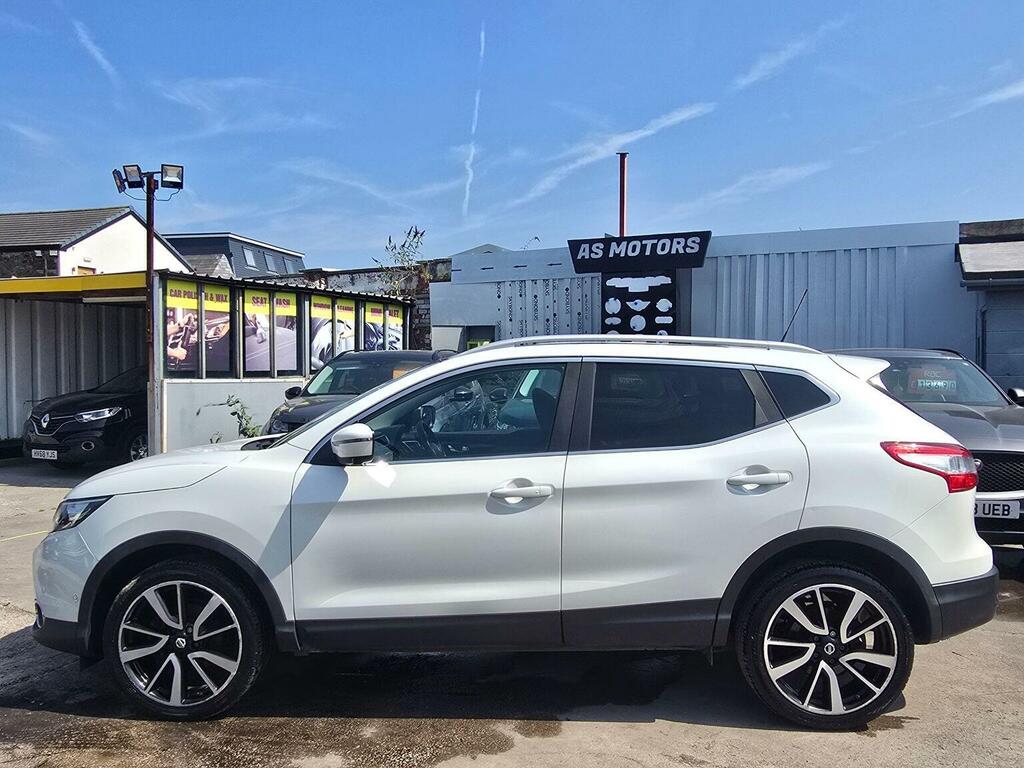 Nissan Qashqai 1.2 Dig-t Tekna 2Wd Euro 5 Ss White #4